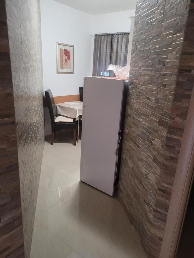 Komfortable In Apartment *